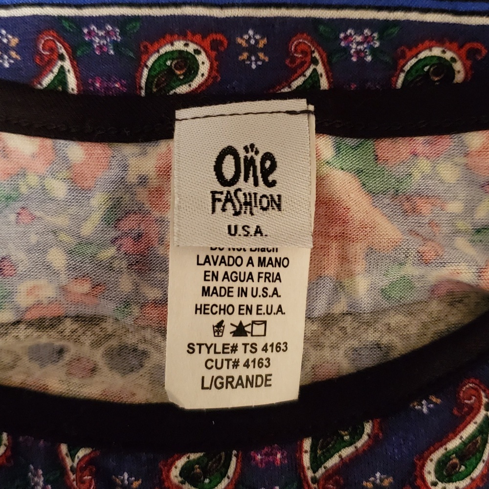 Unique Cold Shoulder Tunic - Picture 6 of 8